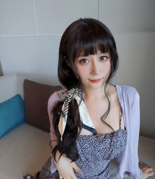 两个女人的诱惑在线_DVD迅雷电影在线