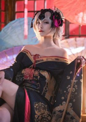 在野外被男人躁了一夜电影_BD英语HD高清在线观看